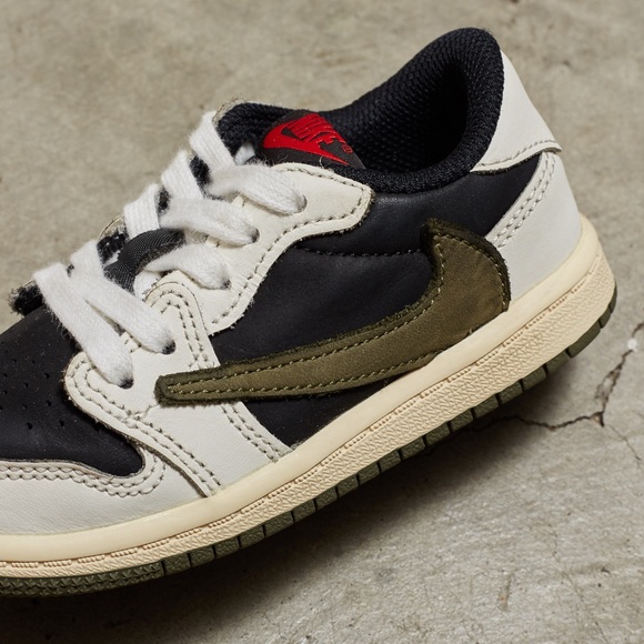 Nike x Travis Scott Air Jordan 1 Retro Low OG SP TD 'Olive'